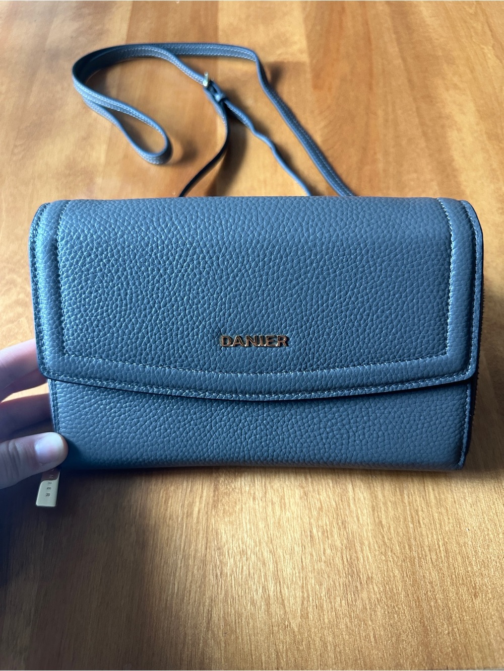 Danier - Celina Smartphone Wallet Crossbody Bag